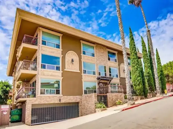 2955 McCall St, San Diego, CA