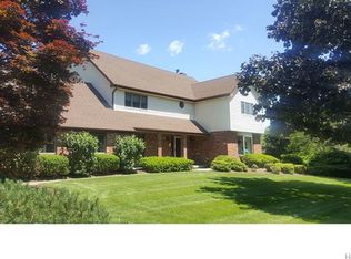 35 Sherri Ln, Spring Valley, NY 10977
