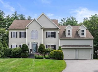 13 Breakneck Hill Rd, Hopkinton, MA 01748