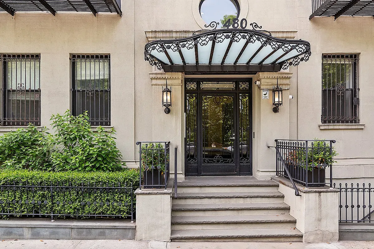 480 Central Park West — Photo 1
