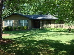 3922 N Cooper Lake Rd SE, Smyrna, GA 30082