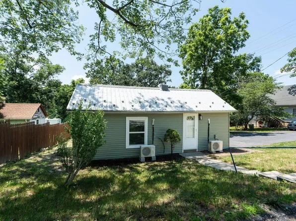 1805 Shenandoah Ave, Waynesboro, VA 22980