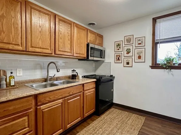 2901 E Wellesley Ave APT 3, Spokane, WA 99217