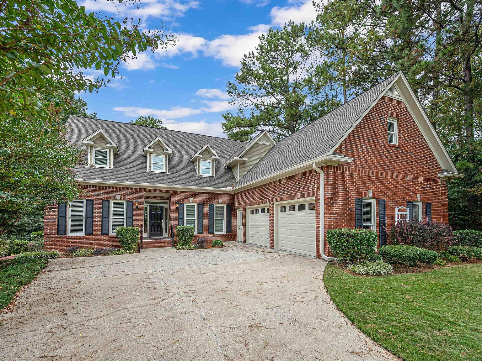 1005 Lake Point Ln, Hoover, AL 35244 MLS 21367859 Zillow