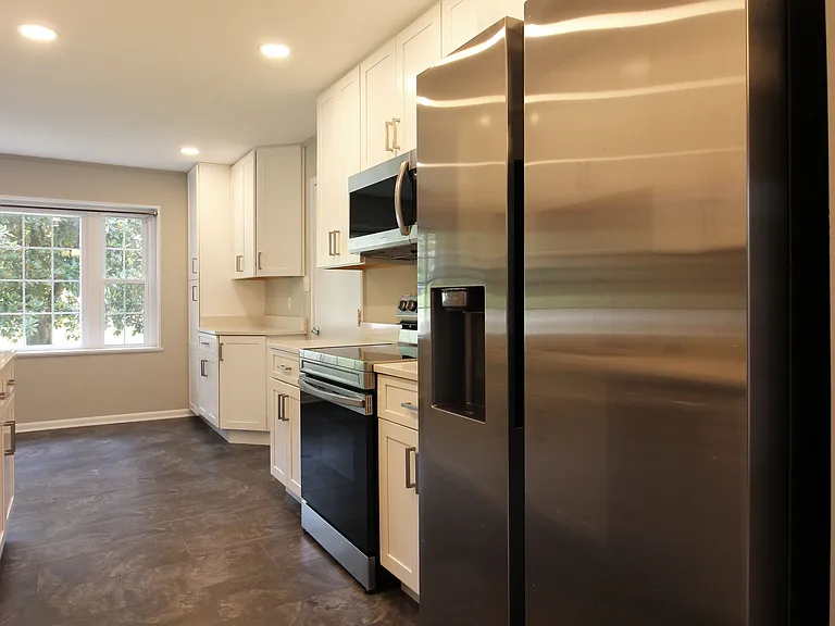 6211 Duntley Ct — Photo 7