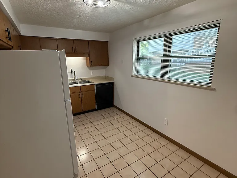 3928 Frederick St — Photo 1