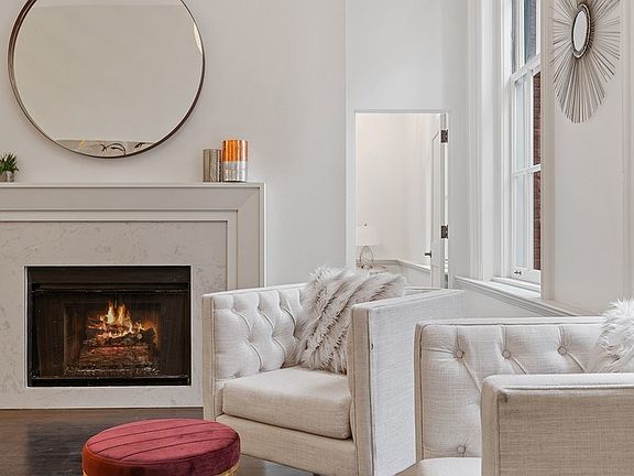 5th image of 2107 N Magnolia Ave APT 1B