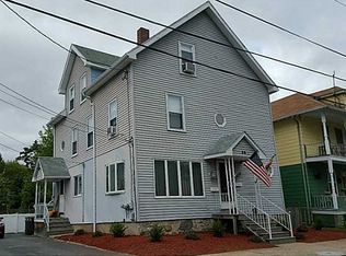 86 Avenue C, Woonsocket, RI 02895