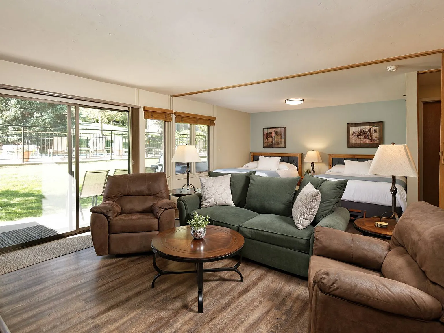 Studio, 662 sqft, $6,200 — Photo 1