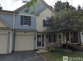 3455 Sandpiper Dr, Aurora, IL 60504