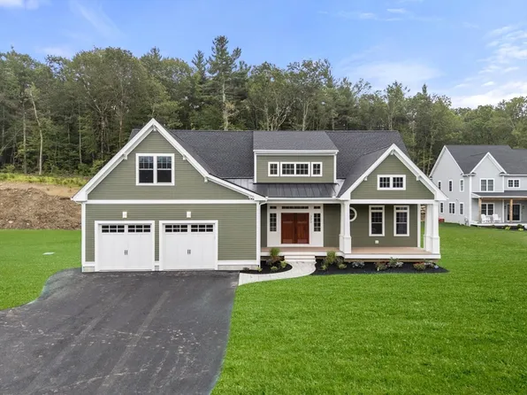300 Fisher Rd, Holden, MA 01520