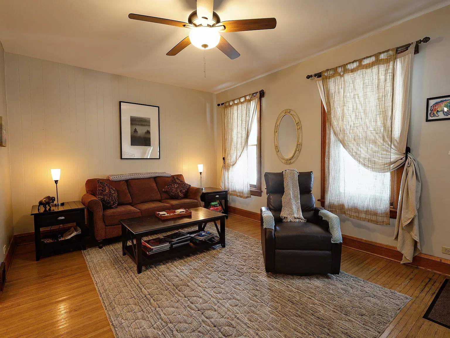 162 Howell St — Photo 3