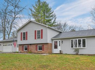 7 Poplar Terrace Dr, Delta, PA 17314