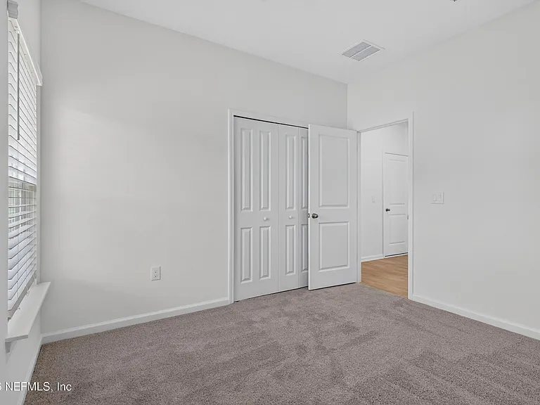 269 Bluegrass Way — Photo 18
