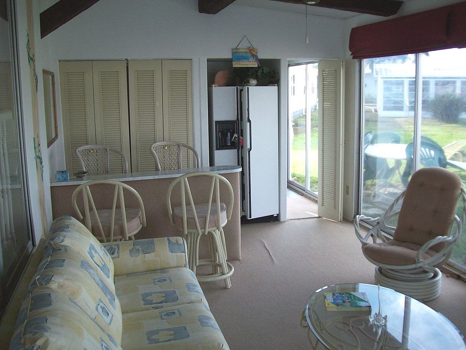 1st image of 350 Blackburn Blvd
