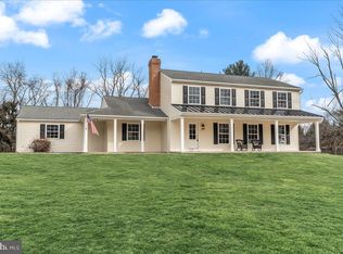 813 Happy Creek Ln, West Chester, PA 19380