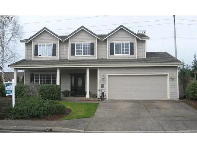 3137 Riverbend Ave photo 1