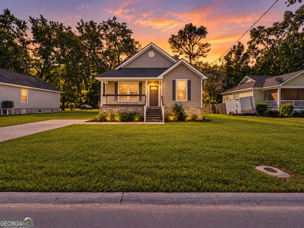 1115 Bates Ave, Savannah, GA 31405