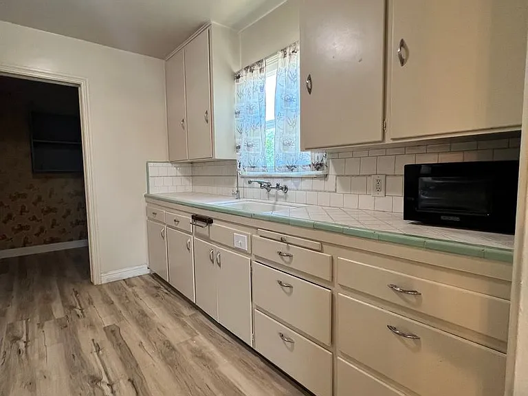 1101 Nebraska Ave — Photo 10