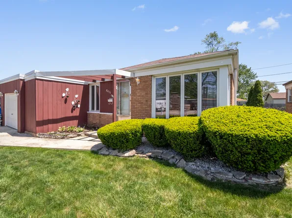 8411 S Kilpatrick Ave, Chicago, IL 60652