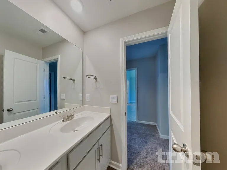 6858 Keeneland Dr — Photo 14