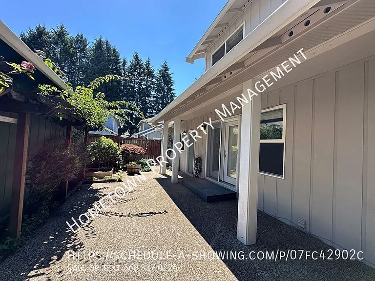 4683 Barrington Ln SE — Photo 20