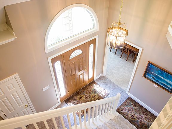 2nd image of 13444 Calhoun Ct