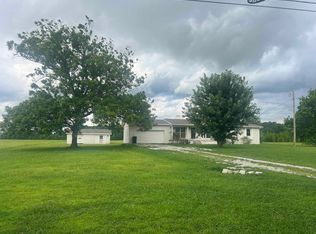 710 Loop Rd, Tuscumbia, AL 35674