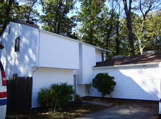 18040 Cactus Ct, Gaithersburg, MD 20877