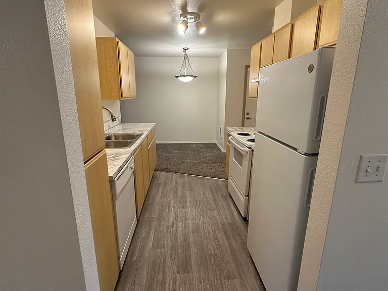 Wildflower Apartments — Photo 22