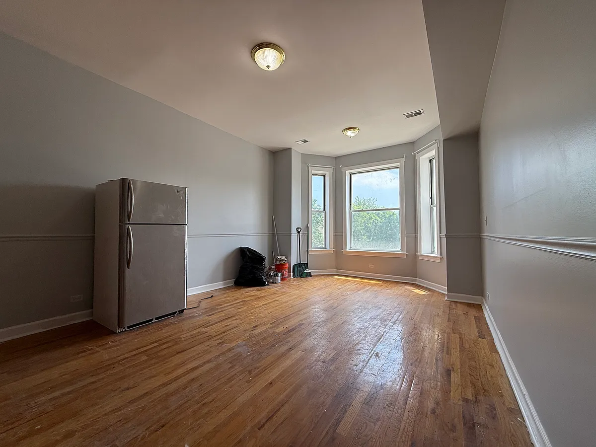 Primary Photo - 2754 W Washington Blvd #3E