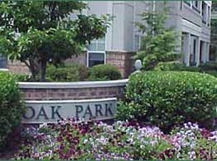 12020 Taliesin Pl APT 32, Reston, VA 20190