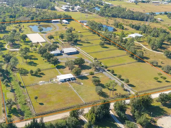 10910 Ruden Rd, North Fort Myers, FL 33917