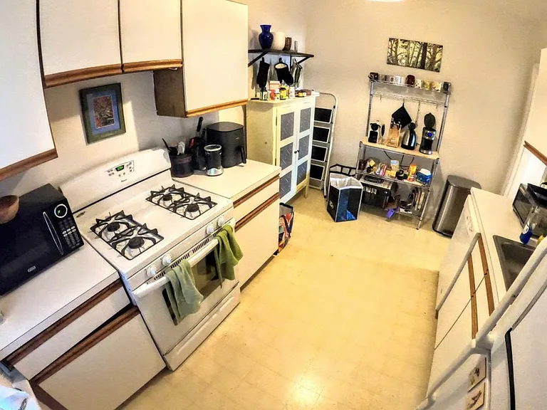 1666 Commonwealth Ave #42 — Photo 11
