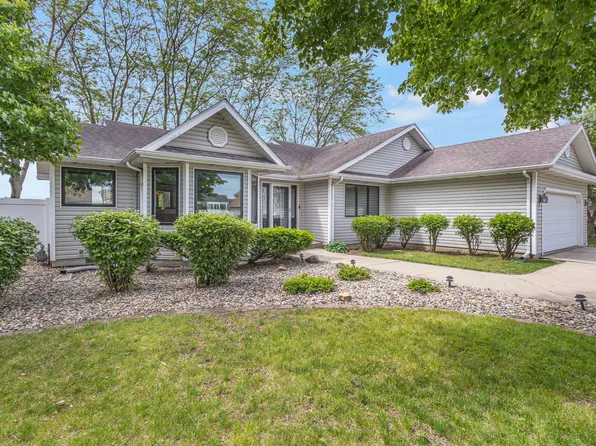 494 Water Tower Rd S, Manteno, IL 60950
