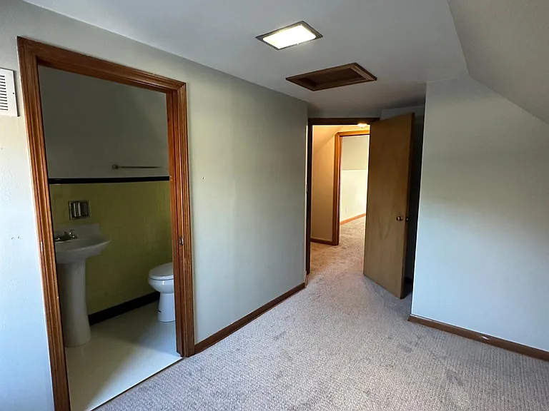 N56W5579 Sunnyside Ln — Photo 15
