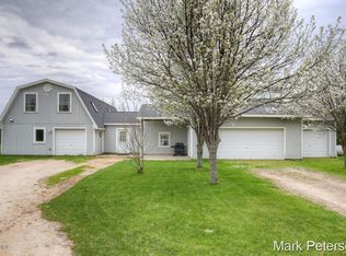 1402 Deaner Rd, Edmore, MI 48829