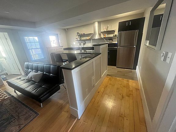 5th image of 67 Middle St #B