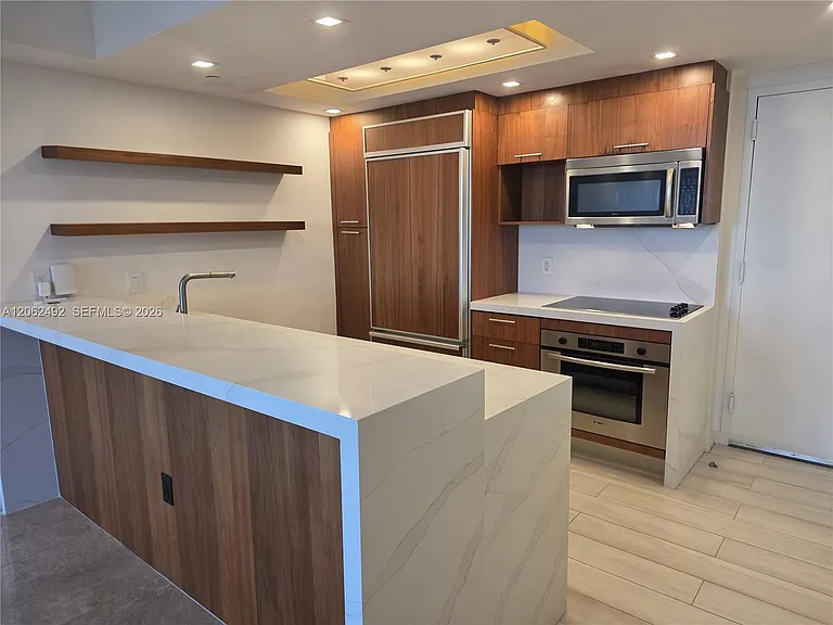 50 Biscayne Blvd #804 — Photo 7