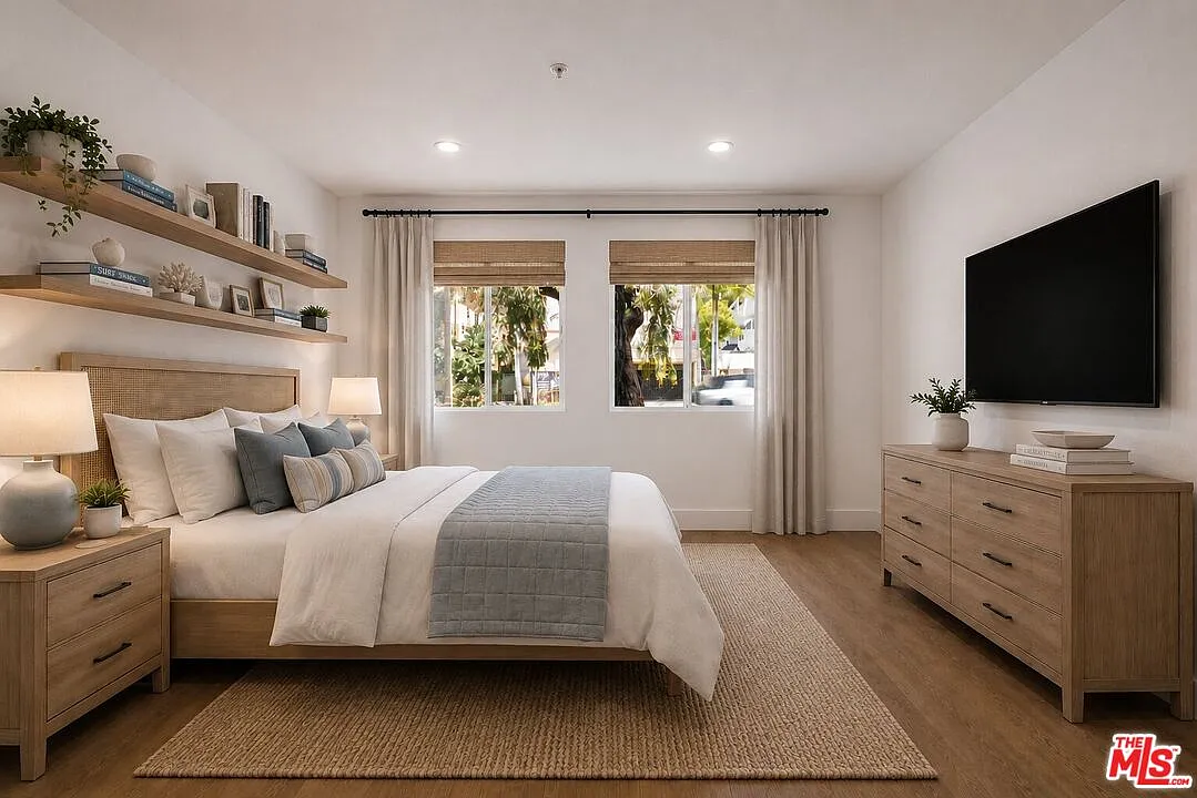 Building Photo - 16100 W Sunset Blvd #102
