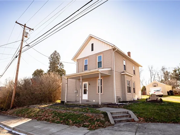 2116 Walnut St SE, East Sparta, OH 44626