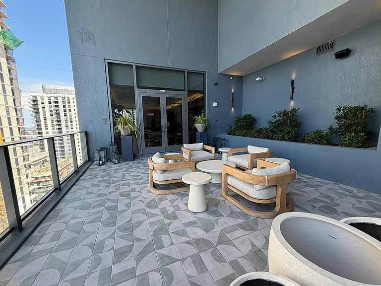 121 NE 5th St #2309 — Photo 36