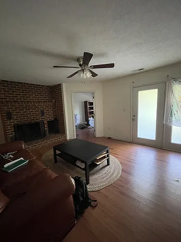 4002 Governors Sq #3 Photo 1
