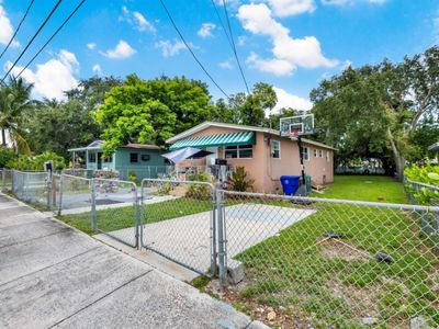 150 NW 51st St, Miami, FL, 33127
