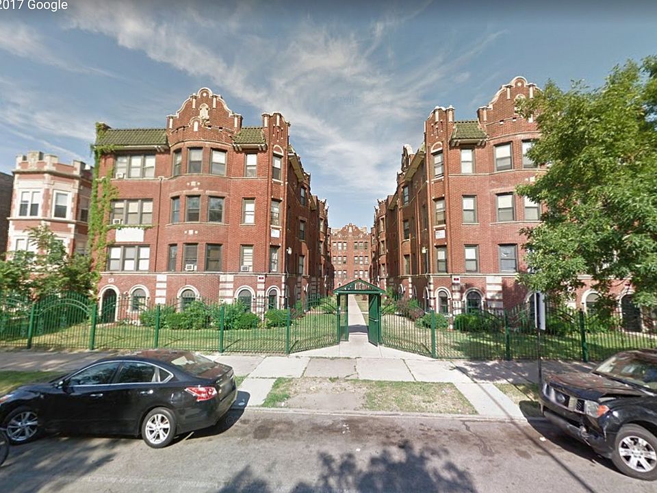 1st image of 4408 S Drexel Blvd APT 3S