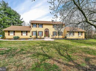 12103 Ridge Valley Dr, Owings Mills, MD 21117