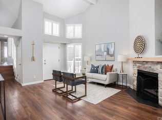 746 Wesleyan Bay #4, Costa Mesa, CA 92626