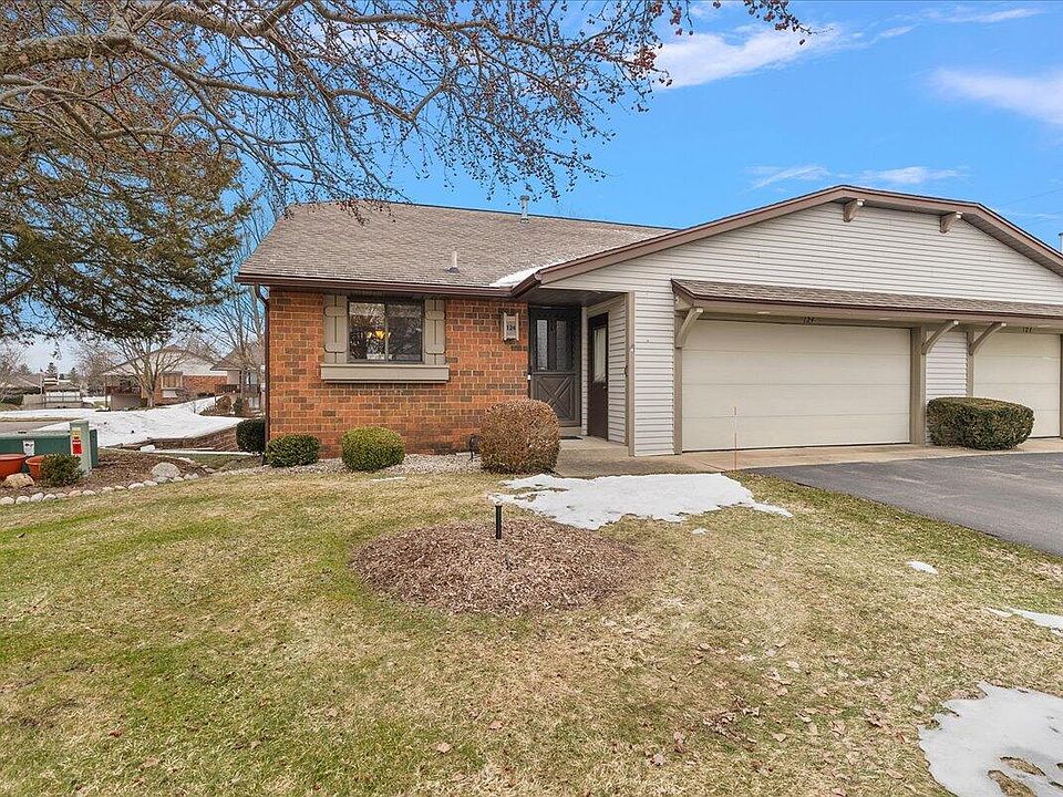 1st image of 124 Parkside Dr