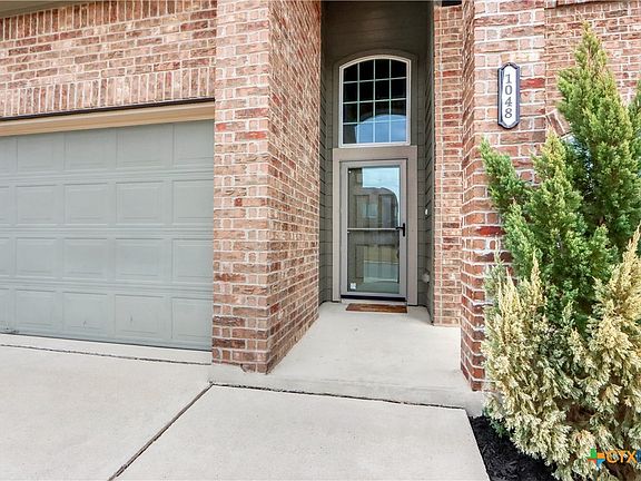 2nd image of 1048 Dumfries Dr