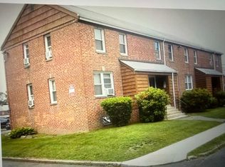 138 Virginia Ave, Bridgeport, CT 06610